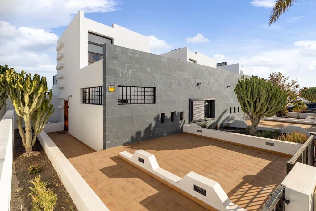 Villa Ramimedi 4 Tías Buitenkant foto